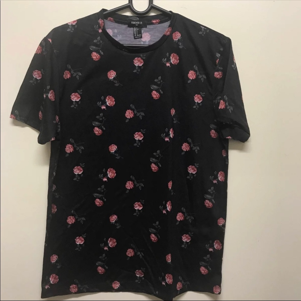 T-shirt with roses